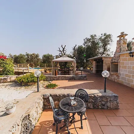 Holiday home Trullo Isabella